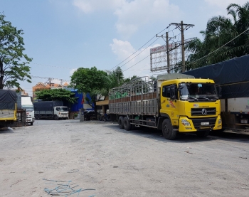 Xe tải Chở hàng Nam Trung Bắc